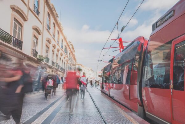 transportes públicos gratuitos com MB WAY